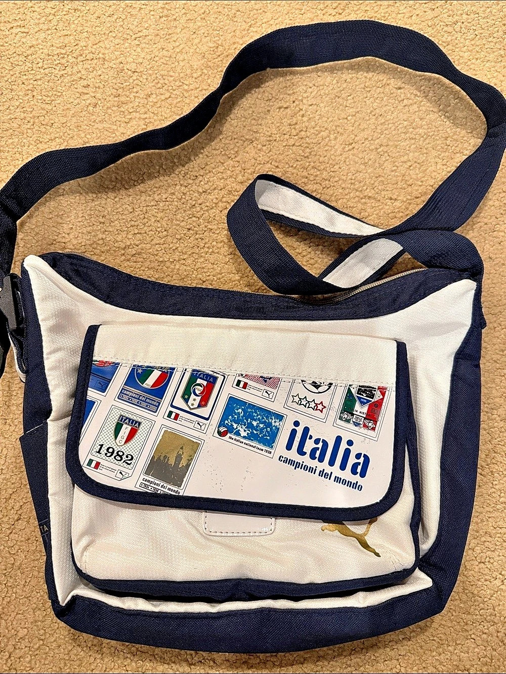 Puma Italia Campioni del Mondo Messenger Bag in White & Blue